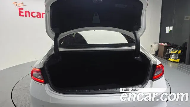 2018 Hyundai Grandeur Ig 2.2 Diesel Premium Sold VIN KMHF141RBJA123234 – front exterior