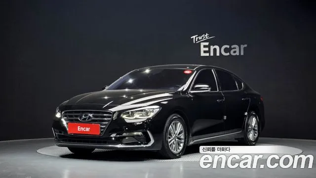 2018 Hyundai Grandeur IG 2.2 Diesel Modern Sold VIN KMHF141RBJA132751 – engine bay