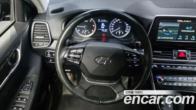 2018 Hyundai Grandeur IG 2.2 Diesel Modern Sold VIN KMHF141RBJA132751 – photo 19