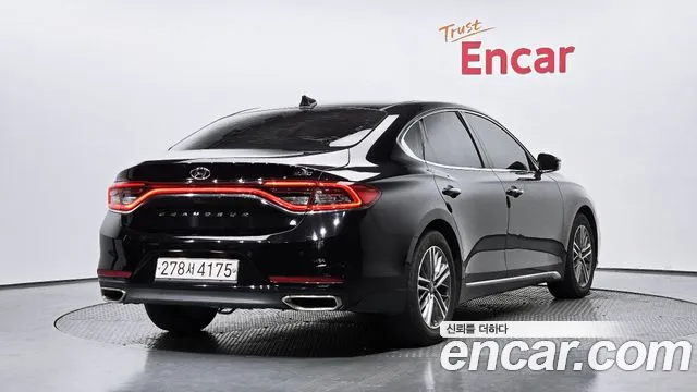 2019 Hyundai Grandeur IG 2.2 Diesel Modern Sold VIN KMHF141RBKA179147 – engine bay