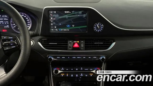 2019 Hyundai Grandeur IG 2.2 Diesel Modern Sold VIN KMHF141RBKA179147 – trunk area