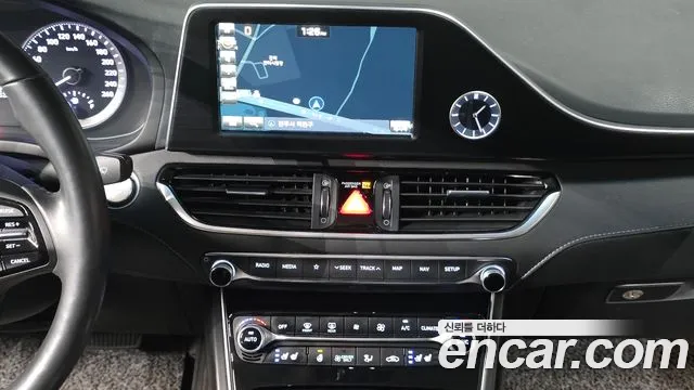 2018 Hyundai Grandeur Ig Hybrid Exclusive Sold VIN KMHF2413BJA001828 – front exterior