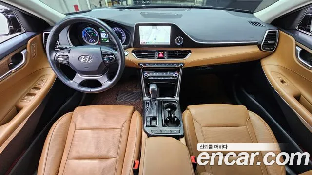 2018 Hyundai Grandeur Ig Hybrid Exclusive Sold VIN KMHF2413BJA007435 – front exterior