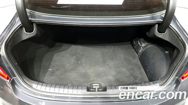 2018 Hyundai Grandeur IG Hybrid Exclusive Sold VIN KMHF2413BJA009238 – photo 13