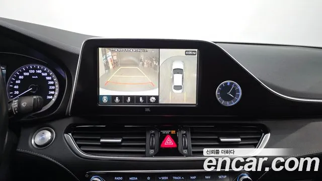 2018 Hyundai Grandeur IG Hybrid Exclusive Sold VIN KMHF2413BJA010999 – dashboard