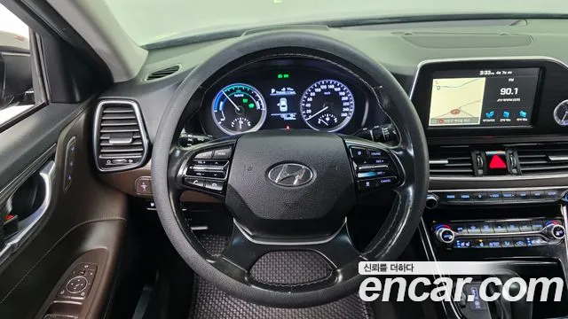 2018 Hyundai Grandeur Ig Hybrid Exclusive Sold VIN KMHF2413BJA011699 – front exterior