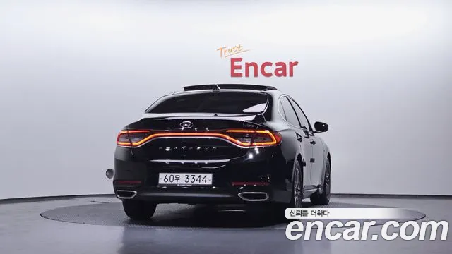 2018 Hyundai Grandeur IG Hybrid Exclusive Sold VIN KMHF2413BJA013091 – photo 16