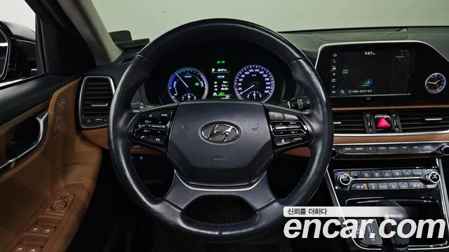 2018 Hyundai Grandeur IG Hybrid Exclusive Sold VIN KMHF2413BJA013091 – photo 20