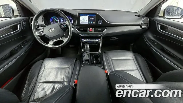 2018 Hyundai Grandeur IG Hybrid Exclusive Sold VIN KMHF2413BJA016539 – interior seats