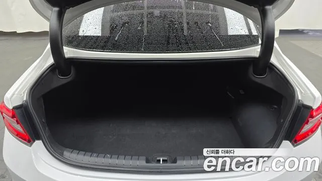 2018 Hyundai Grandeur IG Hybrid Exclusive Sold VIN KMHF2413BJA016539 – engine bay