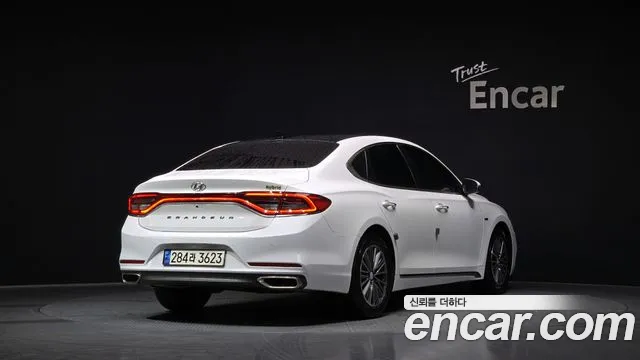 2018 Hyundai Grandeur IG Hybrid Exclusive Sold VIN KMHF2413BJA016539 – photo 15