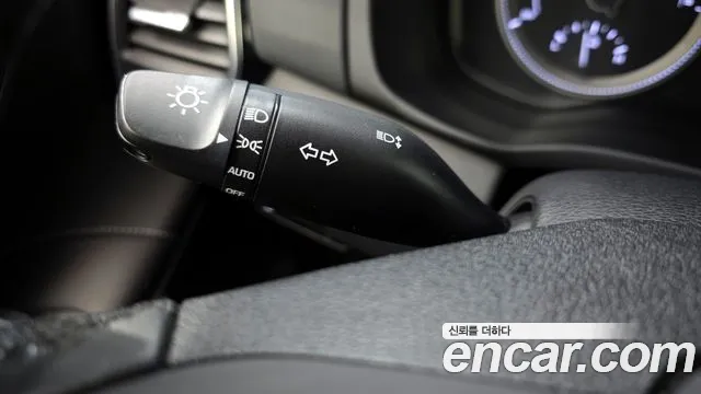 2018 Hyundai Grandeur IG Hybrid Exclusive Sold VIN KMHF2413BJA017172 – exterior detail