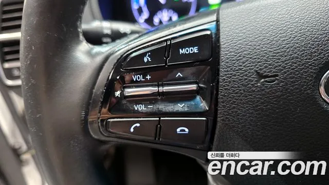 2018 Hyundai Grandeur IG Hybrid Exclusive Sold VIN KMHF2413BJA022572 – rear exterior