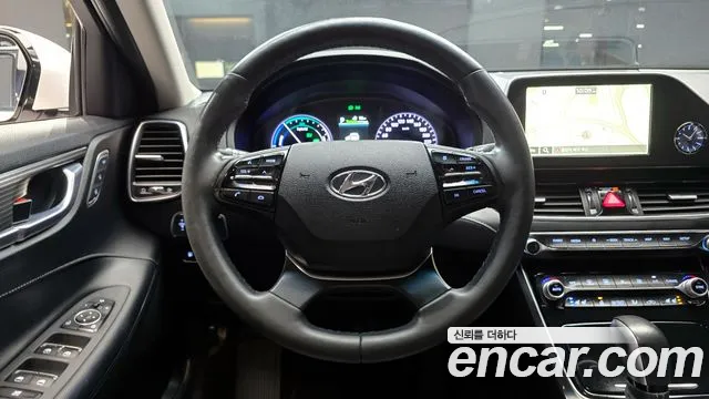 2018 Hyundai Grandeur IG Hybrid Exclusive Sold VIN KMHF2413BJA022572 – photo 19