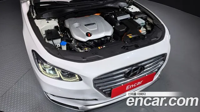 2018 Hyundai Grandeur IG Hybrid Exclusive Sold VIN KMHF2413BJA022572 – photo 27