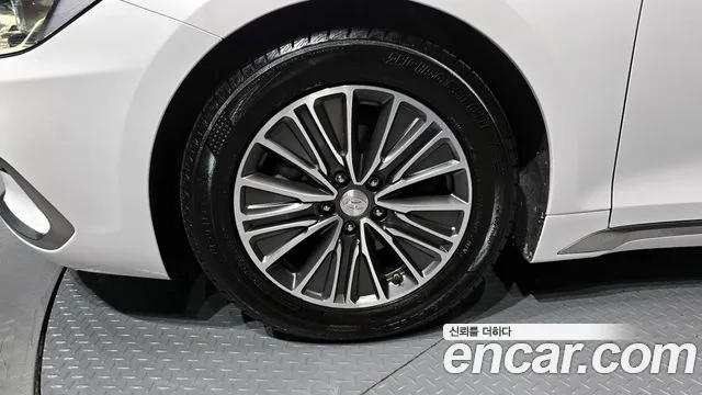 2018 Hyundai Grandeur IG Hybrid Exclusive Sold VIN KMHF2413BJA022572 – photo 29