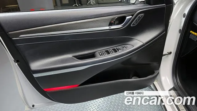 2018 Hyundai Grandeur IG Hybrid Exclusive Sold VIN KMHF2413BJA022572 – photo 32