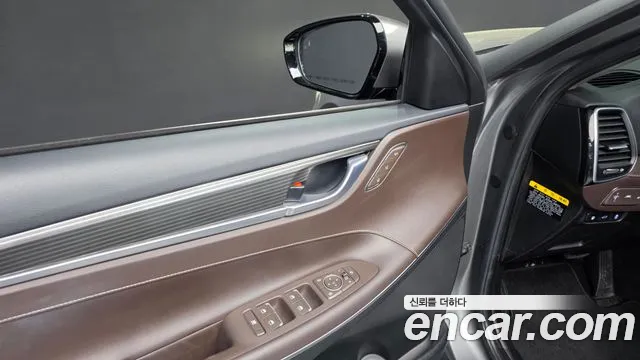 2018 Hyundai Grandeur IG Hybrid Exclusive Sold VIN KMHF2413BJA024306 – trunk area