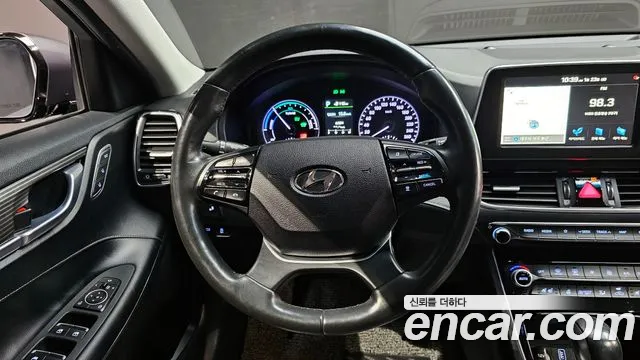 2018 Hyundai Grandeur Ig Hybrid Exclusive Sold VIN KMHF2413BJA025613 – front exterior