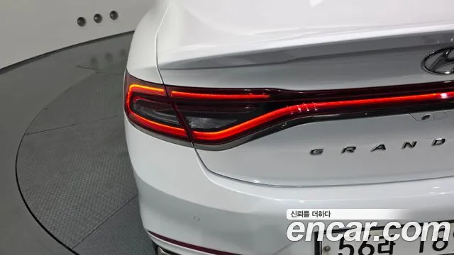 2019 Hyundai Grandeur IG Hybrid Exclusive Sold VIN KMHF2413BKA026704 – engine bay