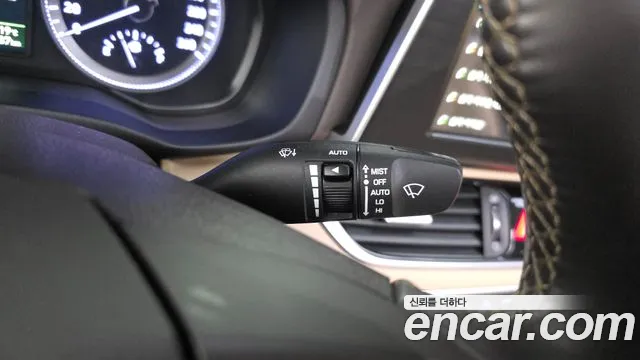 2019 Hyundai Grandeur IG Hybrid Exclusive Sold VIN KMHF2413BKA026704 – exterior detail