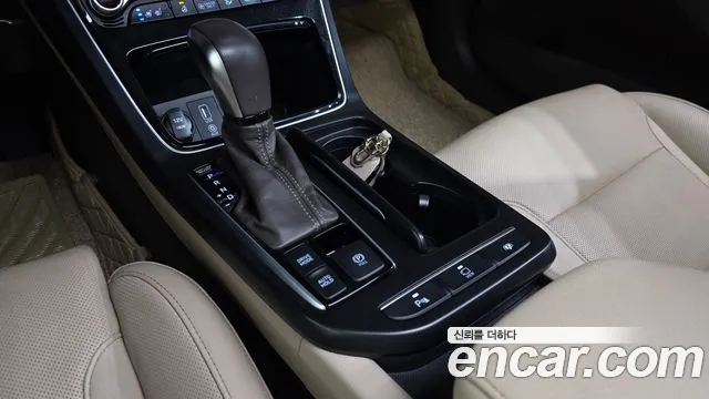 2019 Hyundai Grandeur IG Hybrid Exclusive Sold VIN KMHF2413BKA026704 – photo 25