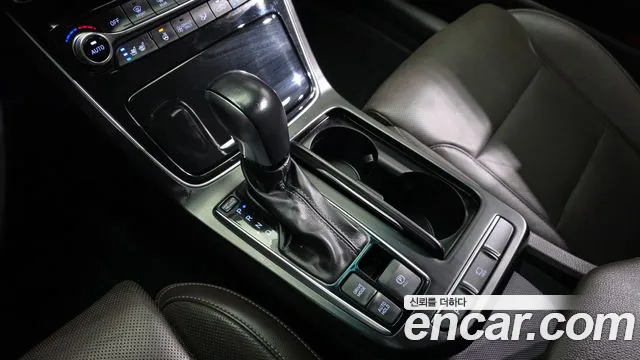 2019 Hyundai Grandeur IG Hybrid Exclusive Sold VIN KMHF2413BKA027299 – photo 14