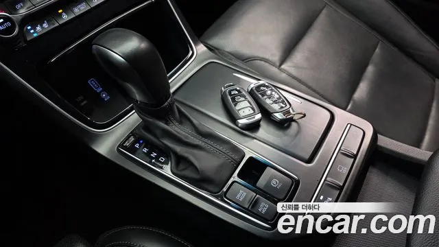 2019 Hyundai Grandeur IG Hybrid Exclusive Sold VIN KMHF2413BKA027624 – exterior detail