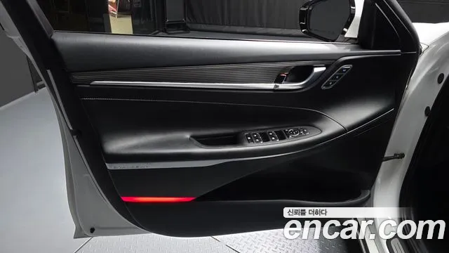 2019 Hyundai Grandeur IG Hybrid Exclusive Sold VIN KMHF2413BKA027624 – photo 16