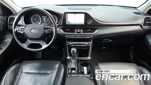 2019 Hyundai Grandeur IG Hybrid Exclusive Sold VIN KMHF2413BKA028149 – trunk area