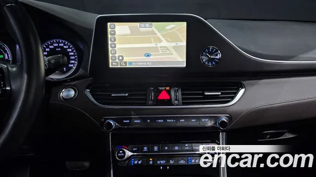 2019 Hyundai Grandeur IG Hybrid Exclusive Sold VIN KMHF2413BKA028871 – exterior detail