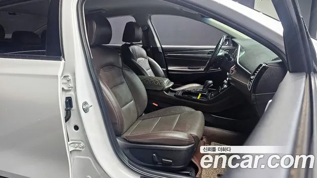 2019 Hyundai Grandeur IG Hybrid Exclusive Sold VIN KMHF2413BKA029644 – rear exterior