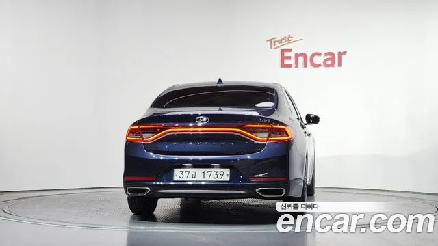 2019 Hyundai Grandeur IG Hybrid Exclusive Sold VIN KMHF2413BKA030537 – photo 18