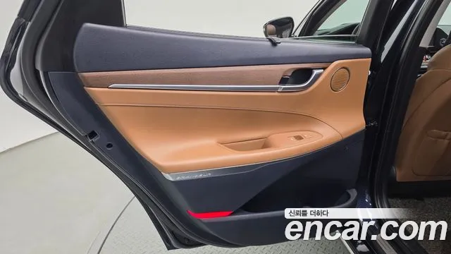 2019 Hyundai Grandeur IG Hybrid Exclusive Sold VIN KMHF2413BKA033378 – front exterior 2019 Hyundai Grandeur IG Hybrid Exclusive Sold VIN KMHF2413BKA033378 – front exterior