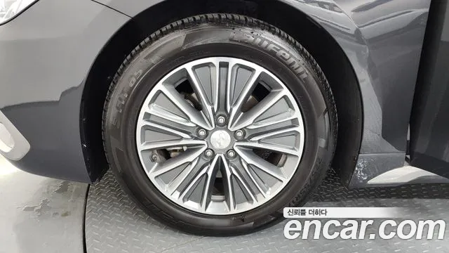 2019 Hyundai Grandeur IG Hybrid Exclusive Sold VIN KMHF2413BKA039355 – photo 18