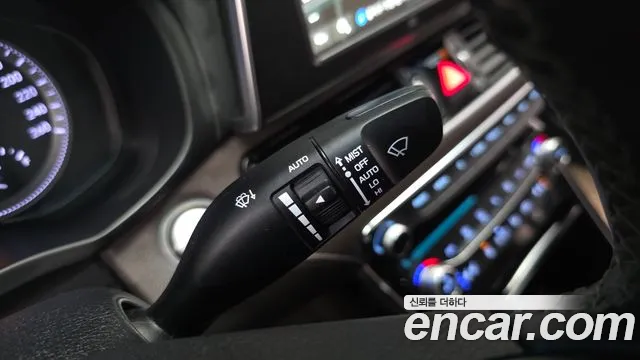 2019 Hyundai Grandeur IG Hybrid Exclusive Sold VIN KMHF2413BKA039838 – photo 16
