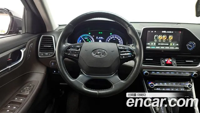 2019 Hyundai Grandeur IG Hybrid Exclusive Sold VIN KMHF2413BKA042312 – rear exterior