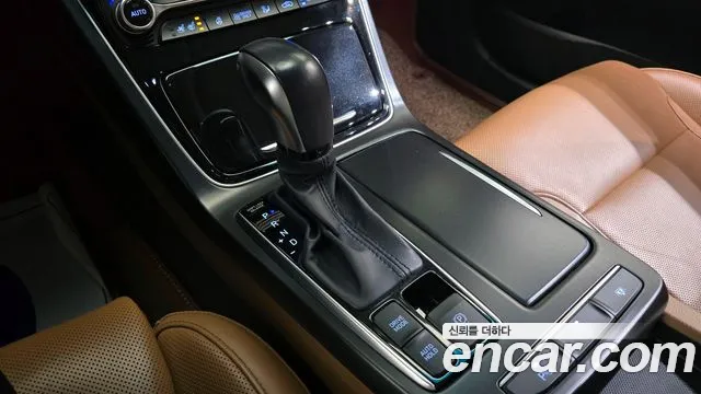 2019 Hyundai Grandeur Ig Hybrid Exclusive Sold VIN KMHF2413BKA044126 – front exterior