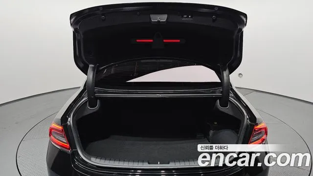 2019 Hyundai Grandeur IG Hybrid Exclusive Sold VIN KMHF2413BKA051198 – rear exterior