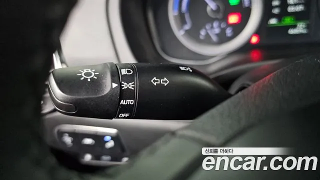 2019 Hyundai Grandeur IG Hybrid Exclusive Sold VIN KMHF2413BKA051198 – exterior detail