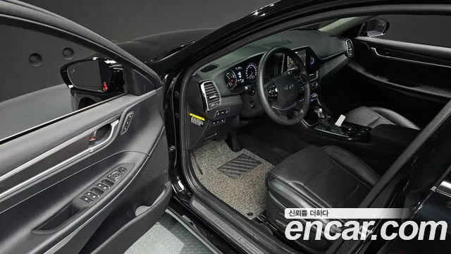 2019 Hyundai Grandeur IG Hybrid Exclusive Sold VIN KMHF2413BKA051344 – rear exterior 2019 Hyundai Grandeur IG Hybrid Exclusive Sold VIN KMHF2413BKA051344 – rear exterior