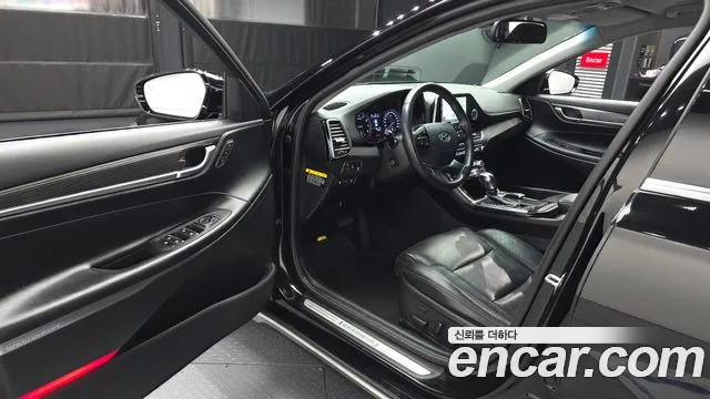 2017 Hyundai Grandeur IG 3.0 Exclusive Sold VIN KMHF241EBHA003470 – dashboard