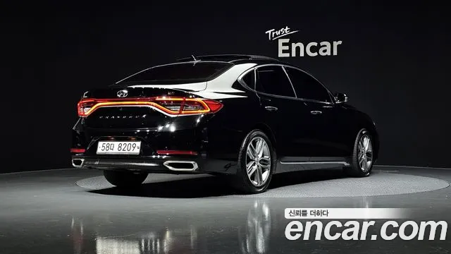 2017 Hyundai Grandeur Ig 3.0 Exclusive Sold VIN KMHF241EBHA018954 – front exterior