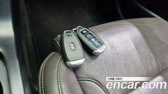 2017 Hyundai Grandeur IG 3.0 Exclusive Sold VIN KMHF241EBHA024970 – photo 16 2017 Hyundai Grandeur IG 3.0 Exclusive Sold VIN KMHF241EBHA024970 – photo 16