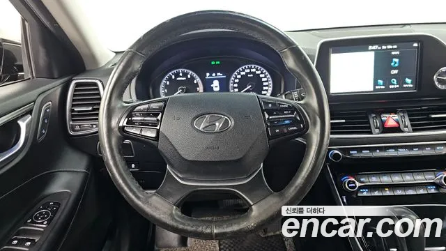 2017 Hyundai Grandeur IG 3.0 Exclusive Sold VIN KMHF241EBHA026817 – engine bay