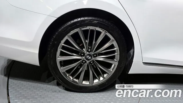 2017 Hyundai Grandeur IG 3.0 Exclusive Sold VIN KMHF241EBHA040940 – photo 17 2017 Hyundai Grandeur IG 3.0 Exclusive Sold VIN KMHF241EBHA040940 – photo 17