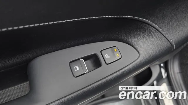 2018 Hyundai Grandeur IG 3.0 Exclusive Sold VIN KMHF241EBJA046868 – rear exterior 2018 Hyundai Grandeur IG 3.0 Exclusive Sold VIN KMHF241EBJA046868 – rear exterior