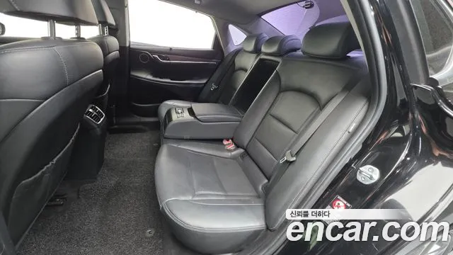 2018 Hyundai Grandeur IG 3.0 Exclusive Sold VIN KMHF241EBJA046868 – interior seats 2018 Hyundai Grandeur IG 3.0 Exclusive Sold VIN KMHF241EBJA046868 – interior seats