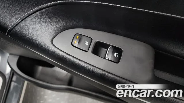 2018 Hyundai Grandeur IG 3.0 Exclusive Sold VIN KMHF241EBJA065058 – interior seats 2018 Hyundai Grandeur IG 3.0 Exclusive Sold VIN KMHF241EBJA065058 – interior seats