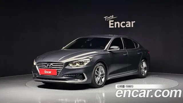 2018 Hyundai Grandeur IG 3.0 Exclusive Sold VIN KMHF241EBJA065772 – dashboard